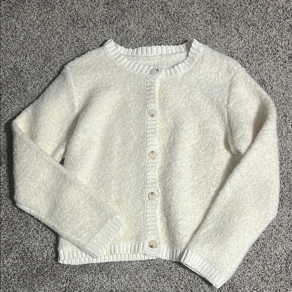 NWOT White Cardigan with Round Neckline and Fine Knit